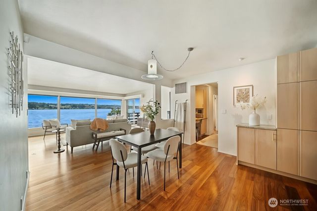 711 Shore Drive, Bremerton, WA 98310