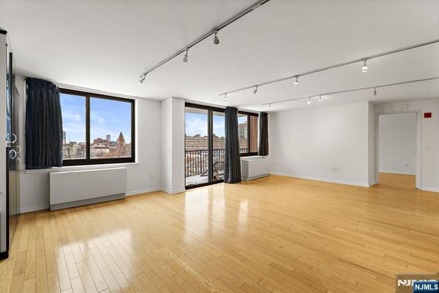 700 Grove Street 9M, Jersey City, NJ 07310