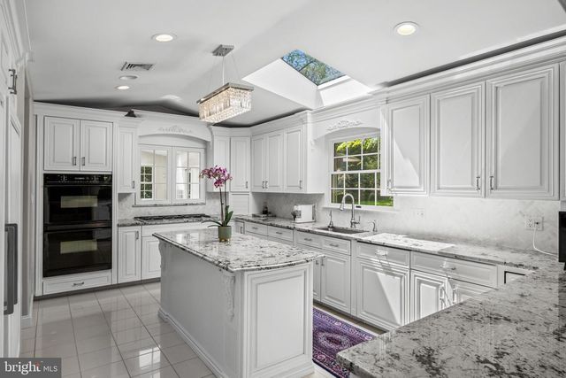 28 IMPERIAL DR, Cherry Hill, NJ 08003