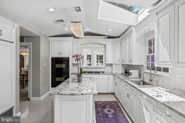 28 IMPERIAL DR, Cherry Hill, NJ 08003