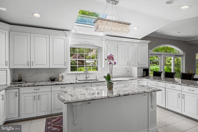 28 IMPERIAL DR, Cherry Hill, NJ 08003