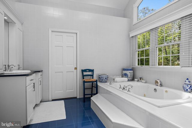 28 IMPERIAL DR, Cherry Hill, NJ 08003