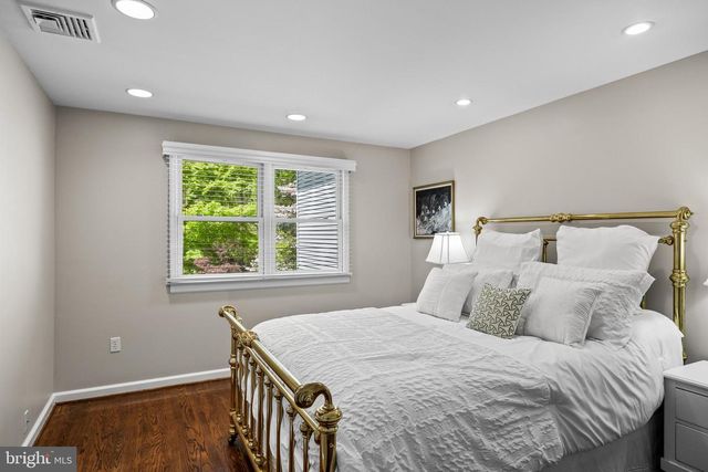 28 IMPERIAL DR, Cherry Hill, NJ 08003