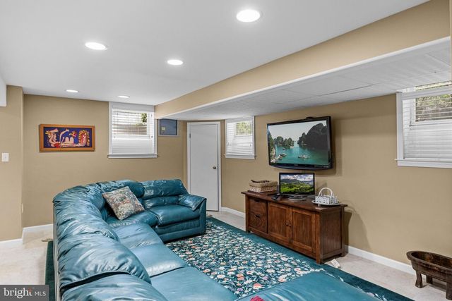 28 IMPERIAL DR, Cherry Hill, NJ 08003
