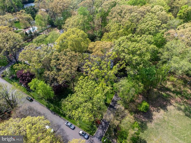 28 IMPERIAL DR, Cherry Hill, NJ 08003