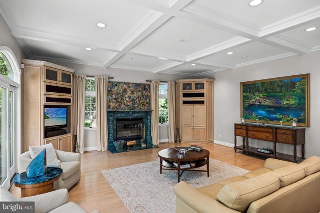 28 IMPERIAL DR, Cherry Hill, NJ 08003