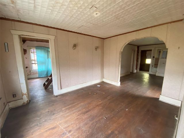 2715 Oakcliff Street, Houston, TX 77023