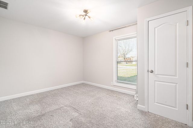 3118 Sunny Ln, Louisville, KY 40205