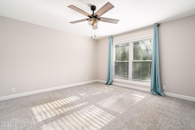 3118 Sunny Ln, Louisville, KY 40205