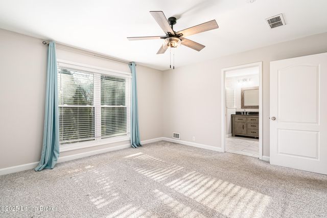 3118 Sunny Ln, Louisville, KY 40205