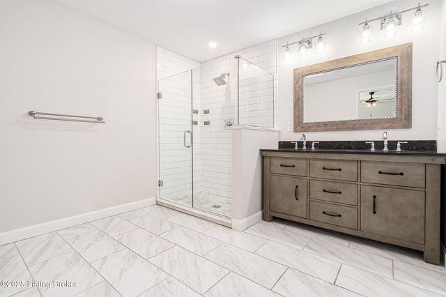 3118 Sunny Ln, Louisville, KY 40205