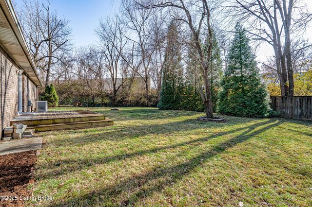 3118 Sunny Ln, Louisville, KY 40205