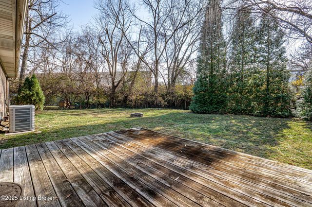 3118 Sunny Ln, Louisville, KY 40205