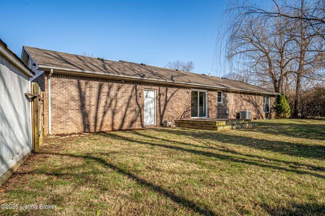 3118 Sunny Ln, Louisville, KY 40205