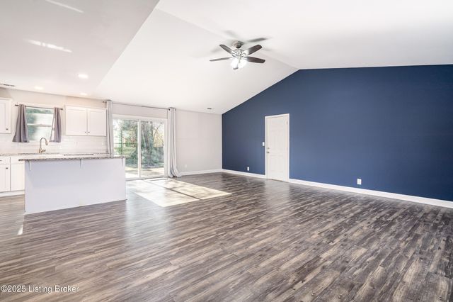 3118 Sunny Ln, Louisville, KY 40205