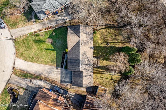 3118 Sunny Ln, Louisville, KY 40205