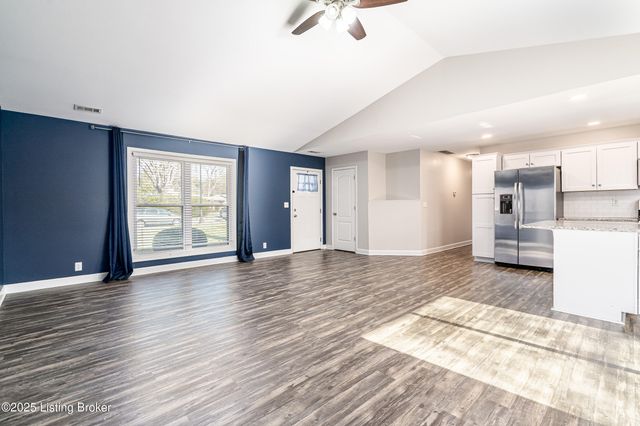 3118 Sunny Ln, Louisville, KY 40205