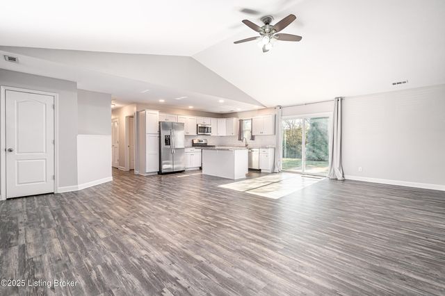 3118 Sunny Ln, Louisville, KY 40205