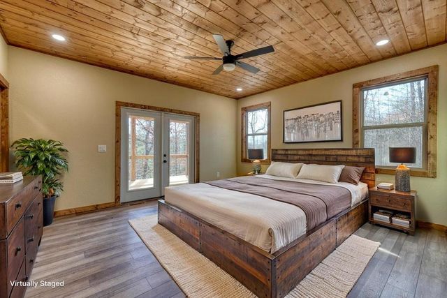 246 Brasstown Acres Drive, Brasstown, NC 28902