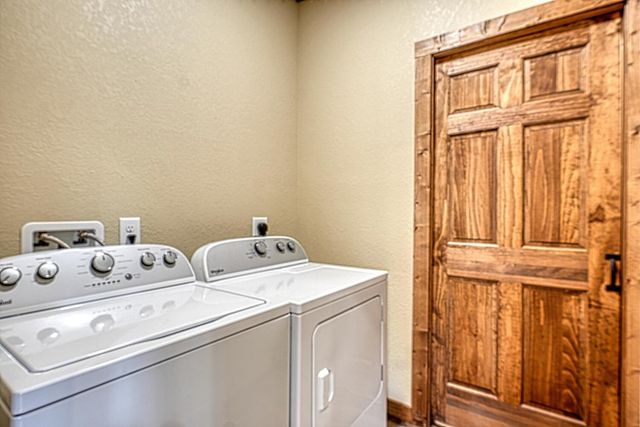 246 Brasstown Acres Drive, Brasstown, NC 28902