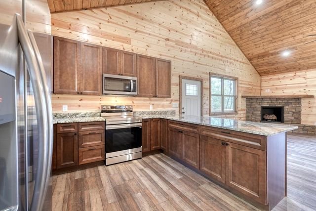 246 Brasstown Acres Drive, Brasstown, NC 28902