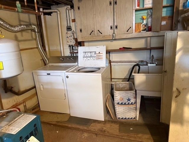 855 Saratoga St, Boston, MA 02128