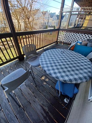 855 Saratoga St, Boston, MA 02128
