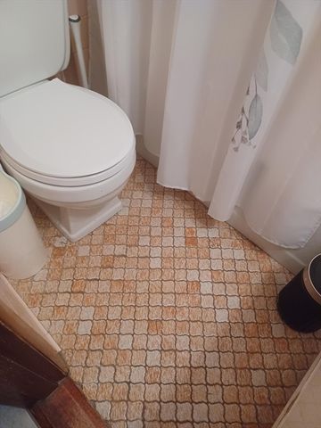 855 Saratoga St, Boston, MA 02128