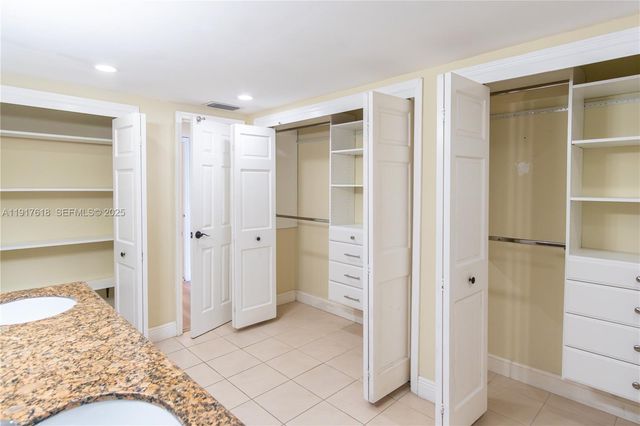 145 SE 25th Rd 1003, Miami, FL 33129