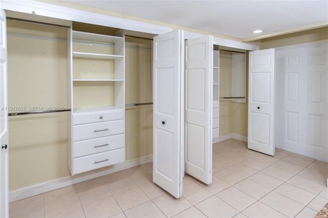 145 SE 25th Rd 1003, Miami, FL 33129