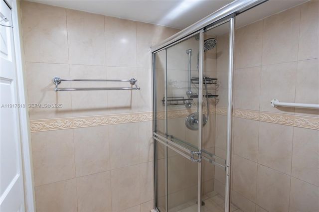 145 SE 25th Rd 1003, Miami, FL 33129