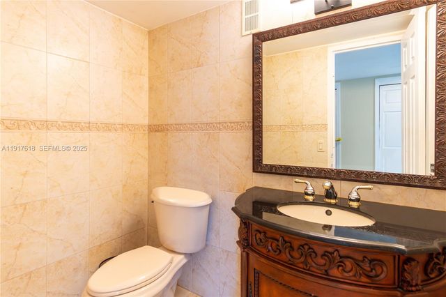 145 SE 25th Rd 1003, Miami, FL 33129