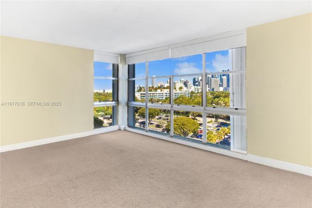 145 SE 25th Rd 1003, Miami, FL 33129