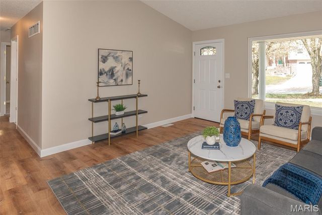 3242 Rosedale Drive, Arnold, MO 63010