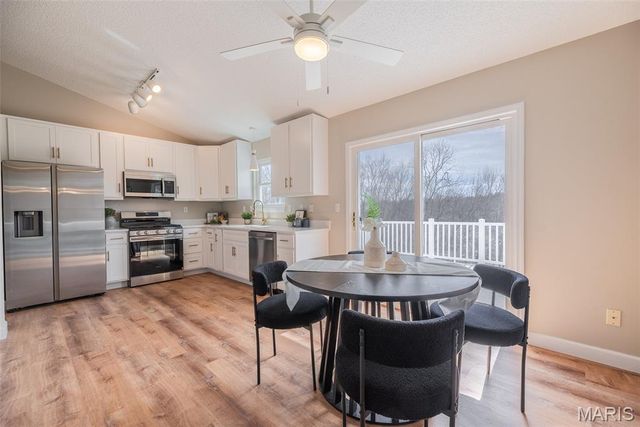 3242 Rosedale Drive, Arnold, MO 63010