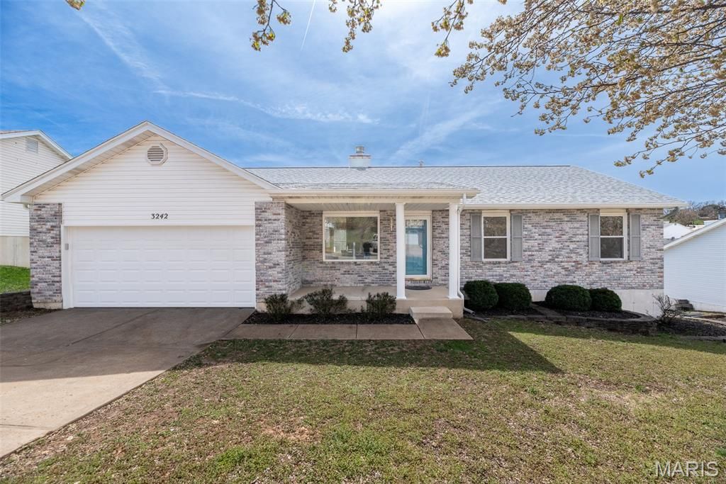 3242 Rosedale Drive, Arnold, MO 63010