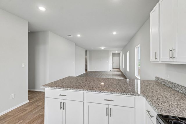 108 Bountiful LN, Elgin, TX 78621