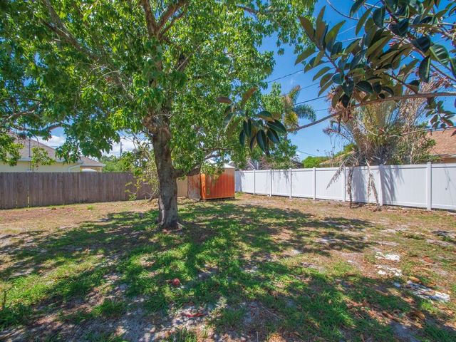 188 SW Milburn Circle, Port St. Lucie, Port St Lucie, FL 34953