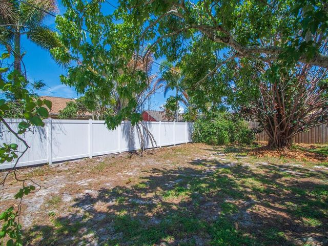 188 SW Milburn Circle, Port St. Lucie, Port St Lucie, FL 34953