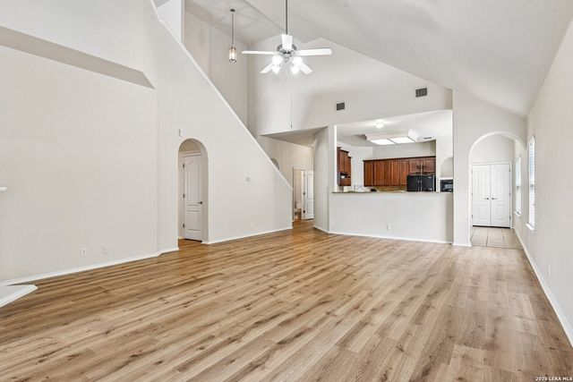 24806 Cloudy Crk, San Antonio, TX 78255