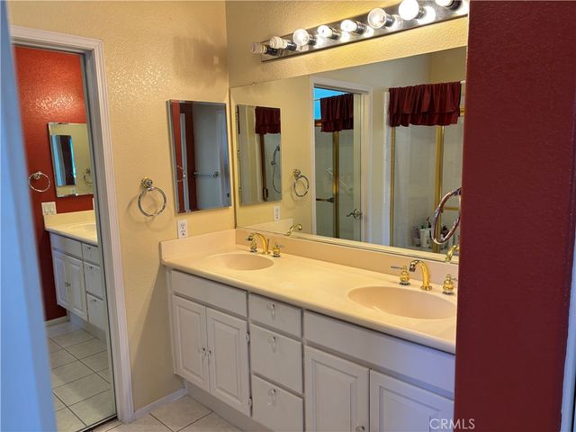 40614 Calle Galacia, Murrieta, CA 92562