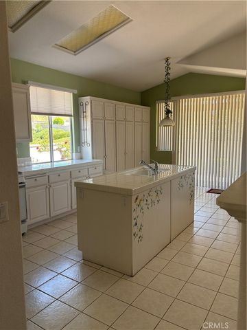40614 Calle Galacia, Murrieta, CA 92562