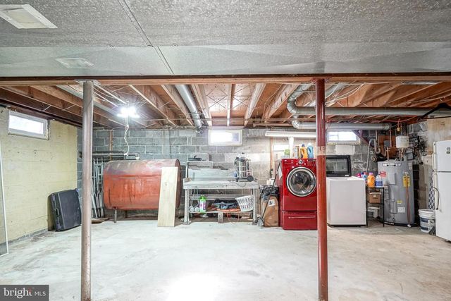 30 TOOL LN, Williamstown, NJ 08094