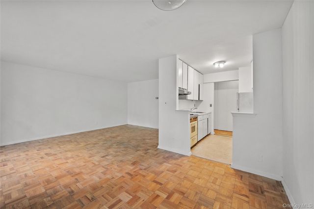 119 E Hartsdale Avenue 2L, Hartsdale, NY 10530