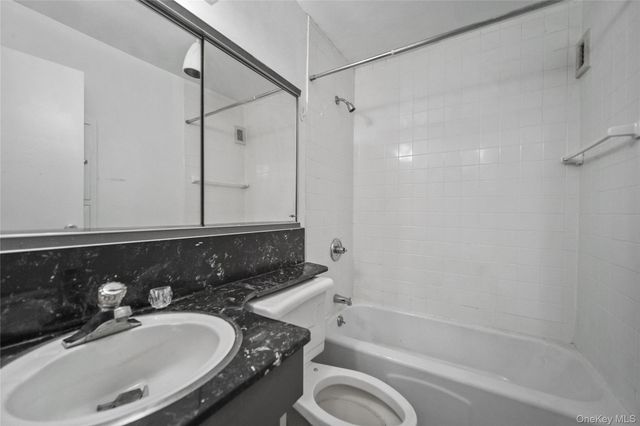 119 E Hartsdale Avenue 2L, Hartsdale, NY 10530