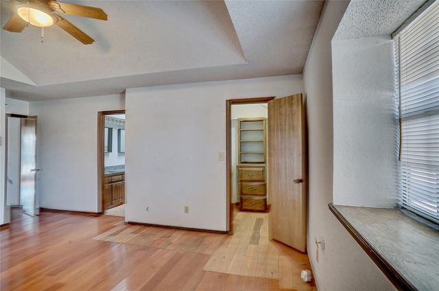 2102 Vanessa Drive, Norman, OK 73071