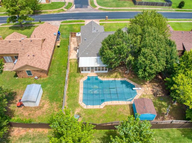 2102 Vanessa Drive, Norman, OK 73071