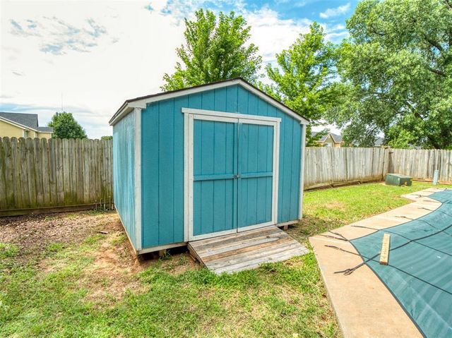 2102 Vanessa Drive, Norman, OK 73071
