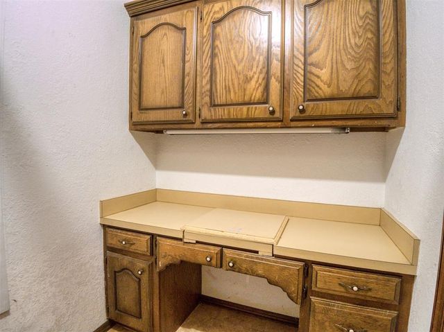 2102 Vanessa Drive, Norman, OK 73071