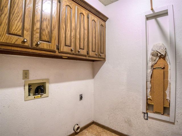 2102 Vanessa Drive, Norman, OK 73071